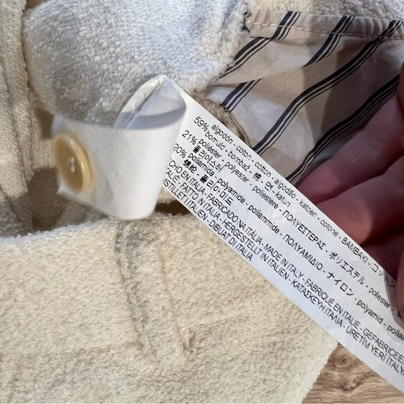 Zara Man Ivory Boucle Textured Fuzzy Shorts - Picture 7 of 9